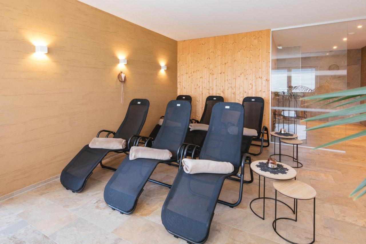 Alpenpanorama Konzett Apartment Faschina Luaran gambar