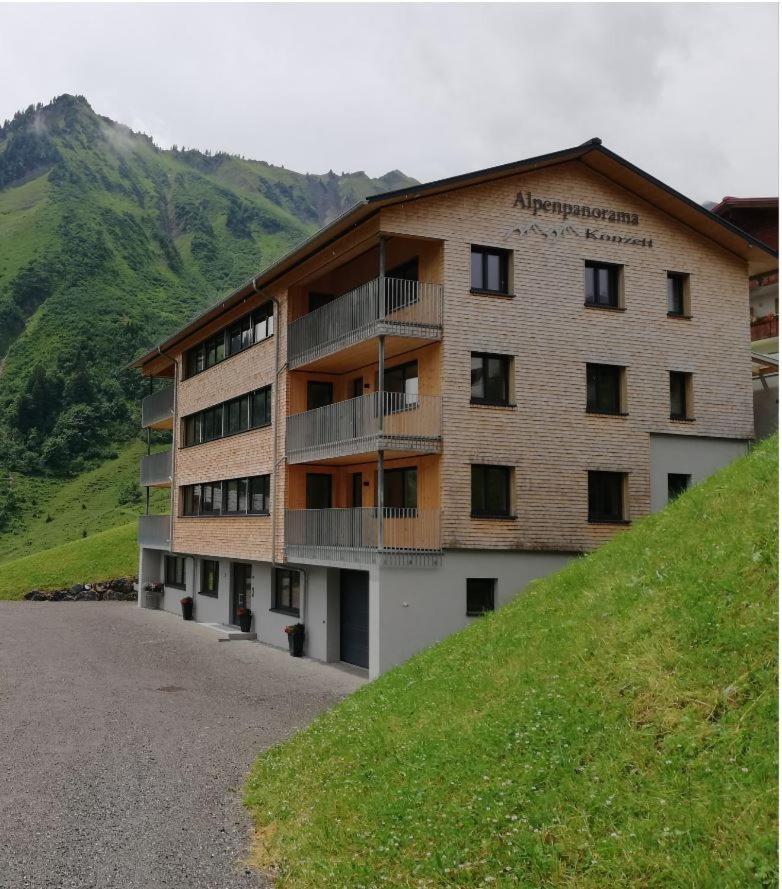 Alpenpanorama Konzett Apartment Faschina Luaran gambar